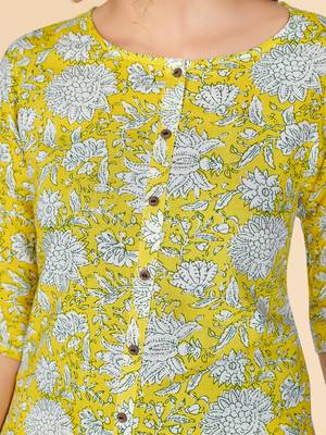Parrot Green Printed Rayon Straight Stitched Kurta 7