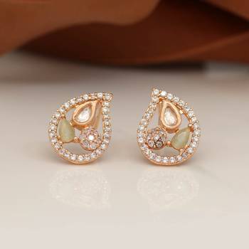 Green studs 1