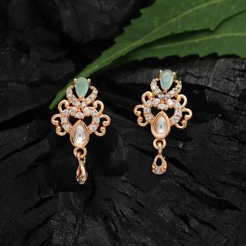 Green studs 1