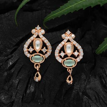 Green studs 1