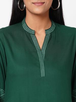Green printed viscose rayon tunics 5