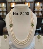 Multicolor pearl necklaces