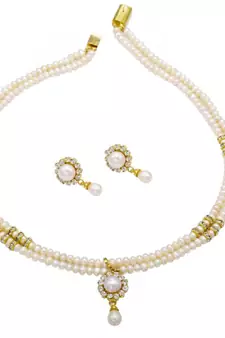 White pearl necklaces