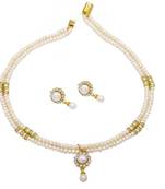 White pearl necklaces