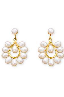 White pearl earrings