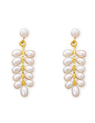 White pearl earrings 1