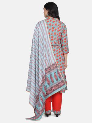 Green Floral Printed Kurta With Pant And Dupatta 7