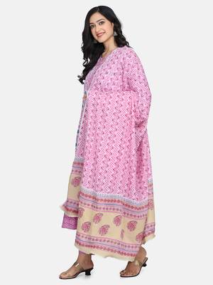 Purple Floral Printed Kurta With Pant And Dupatta 7