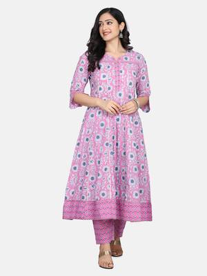 Purple Floral Printed Kurta With Pant And Dupatta 10