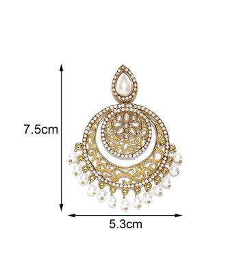 White kundan Yellow Gold Alloy   Pair of Earring 4