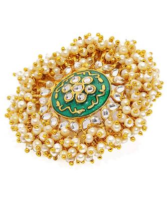 White kundan Yellow Gold Alloy   Pair of Ring 1