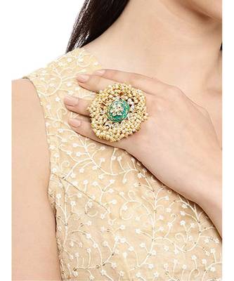 White kundan Yellow Gold Alloy   Pair of Ring 2