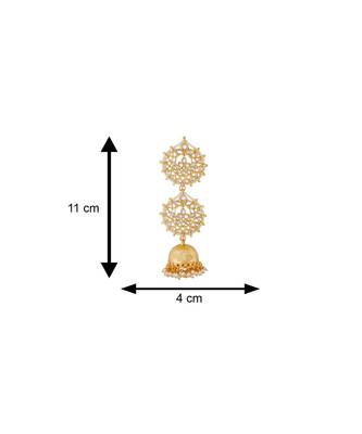 White kundan Yellow Gold Alloy   Pair of Earring 4