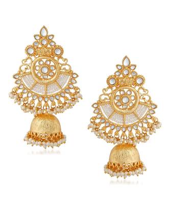 White kundan Yellow Gold Alloy   Pair of Earring 1