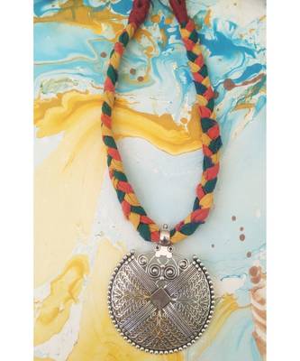 Handcrafted Multicolor Pendant Necklace 3