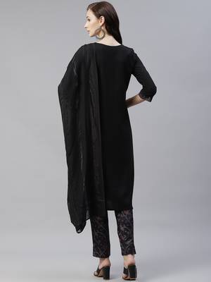 Black plain viscose rayon kurtas-and-kurtis 3