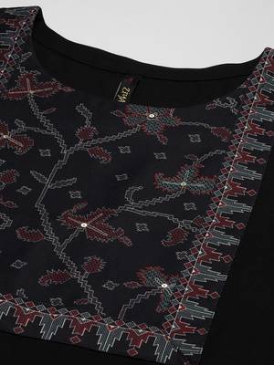Black plain viscose rayon kurtas-and-kurtis 4