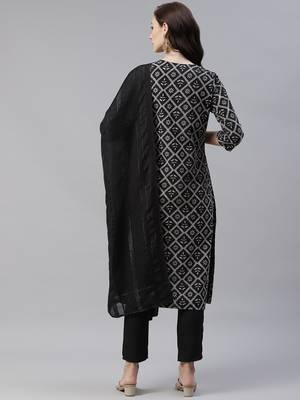 Black printed crepe kurtas-and-kurtis 3