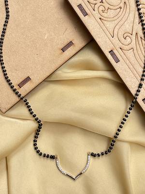 Gold mangalsutra 1