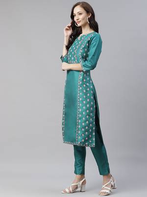 Green printed art silk kurtas-and-kurtis 2