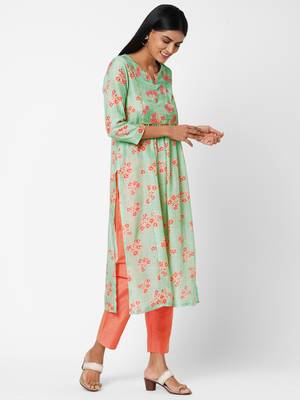 Green printed viscose ethnic-kurtis 3