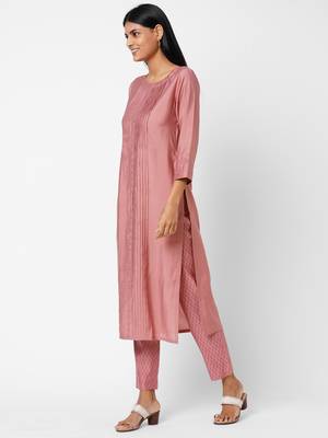 Pink embroidered viscose ethnic-kurtis 4