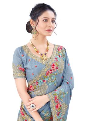 Grey plain silk saree with blouse 2