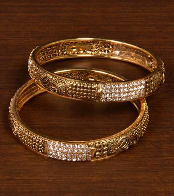 Gold Plated Peacock Designed Zircon Stone Embellished Bangles BD517 1