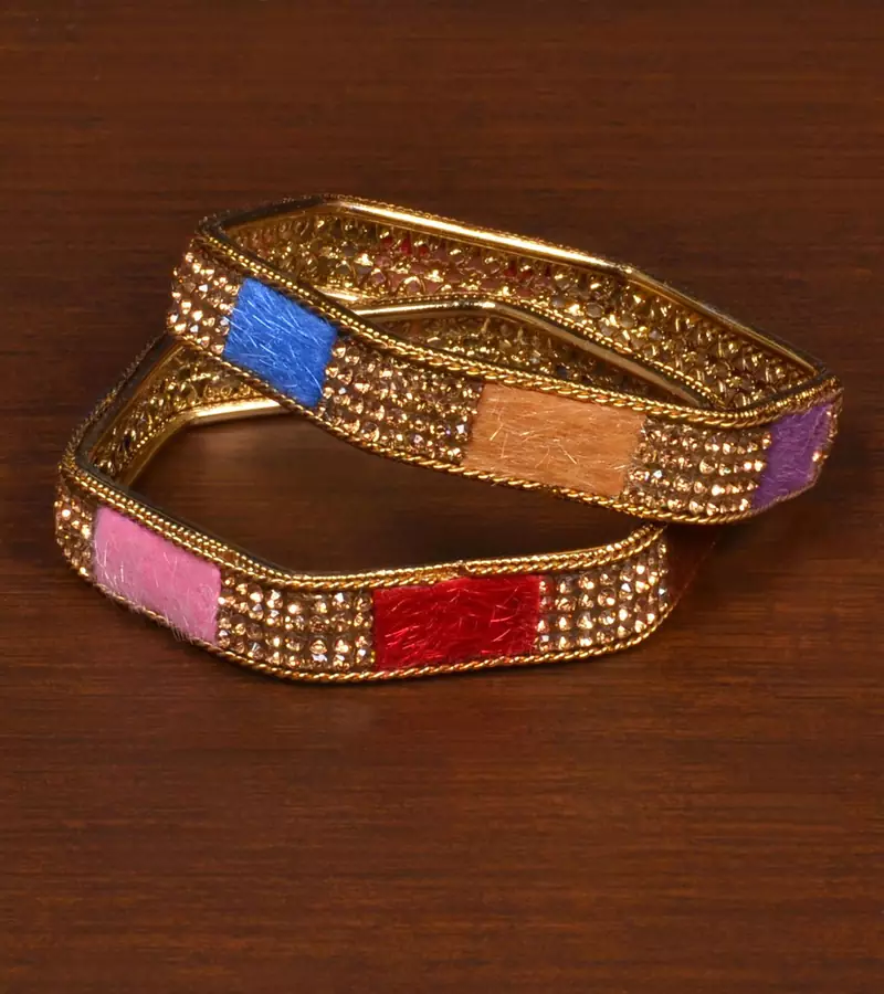 Gold plated feather and zircon embellished bracelet BD523