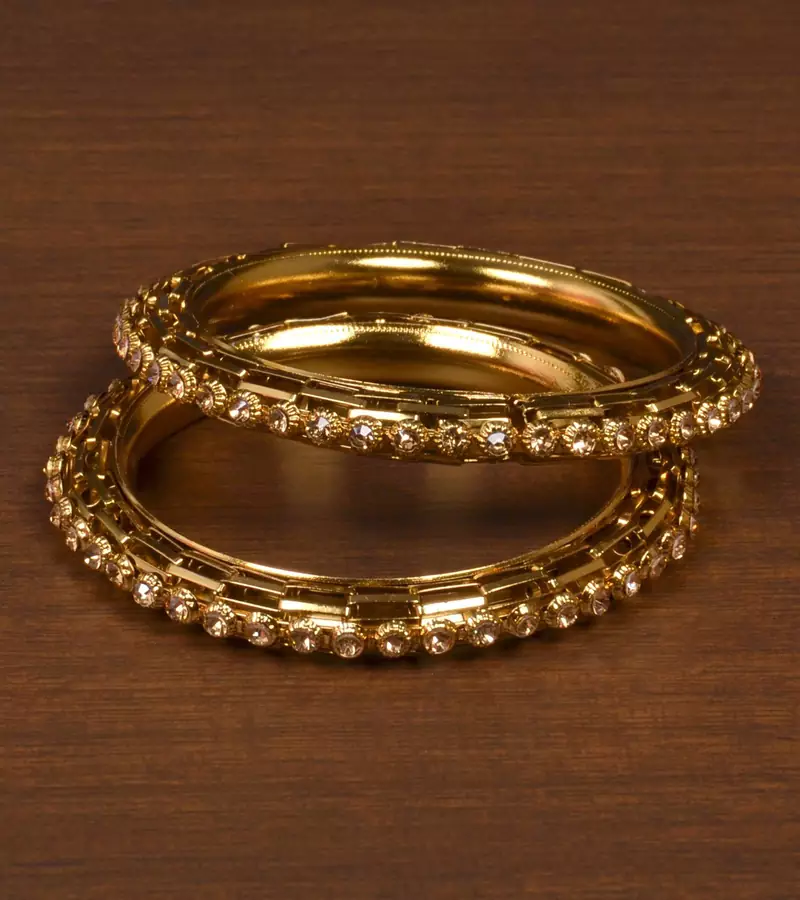 Gold Plated Zircon Stone Embellished Glossy Antique Look Bangles BD513