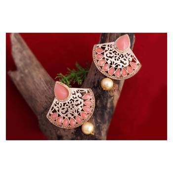 Pink pearl earrings 2