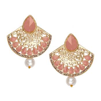 Pink pearl earrings 1