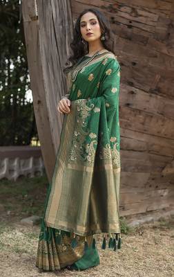 Green woven banarasi saree with blouse 2