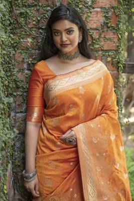 Orange woven banarasi saree with blouse 3