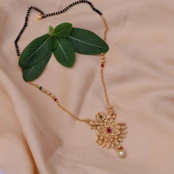 Gold diamond mangalsutra 1