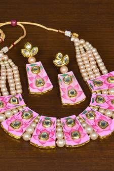 Pearl and Kundan Embellished Meenakari Worked Necklace FNN274