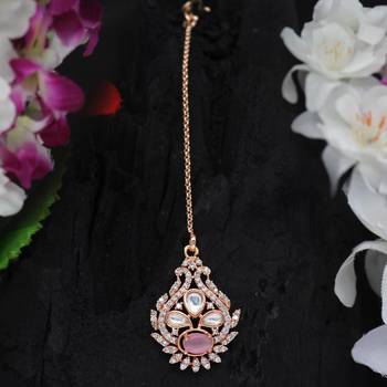 Pink maang-tikka 1