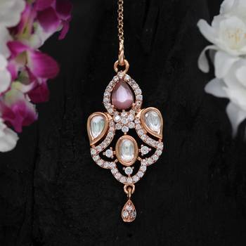 Pink maang-tikka 1