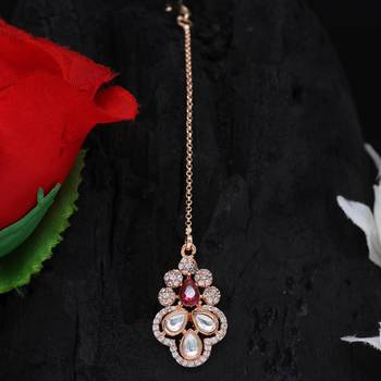 Pink maang-tikka 1