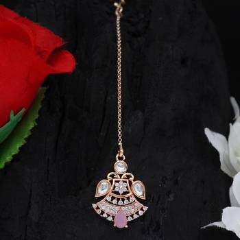 Pink maang-tikka 1