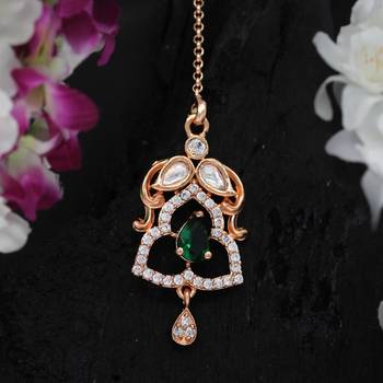Green maang-tikka 2