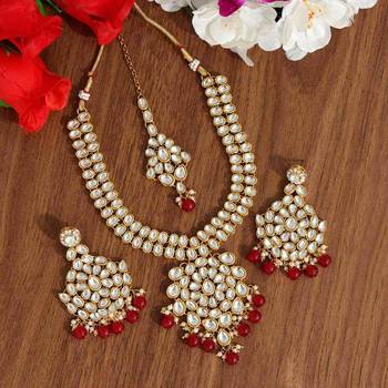 Maroon necklace-sets 1