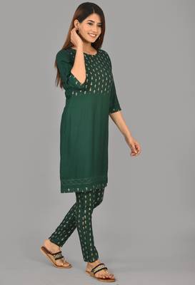 Aurish Green Print with Solid Kurta and Pant Set  3