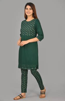 Aurish Green Print with Solid Kurta and Pant Set  4