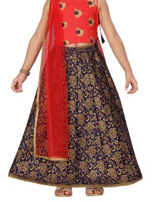 Navy-blue embroidered silk stitched lehenga 4