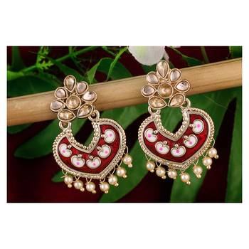 Red pearl earrings 2