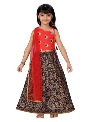 Navy-blue embroidered silk stitched lehenga 5