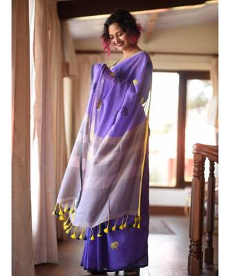 Purple Elepent Linen Saree All Over Flower Printed With Printed Blouse 7