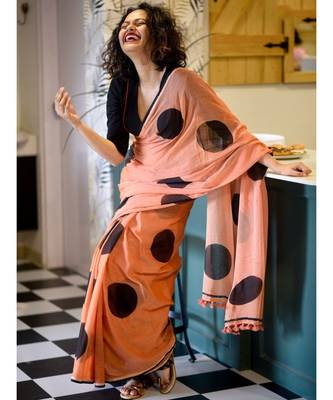Peach Round White Printed Linen Saree With Printed Blouse 1