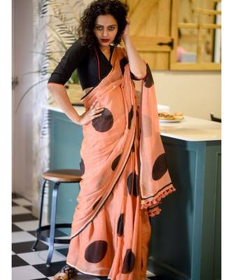 Peach Round White Printed Linen Saree With Printed Blouse 5